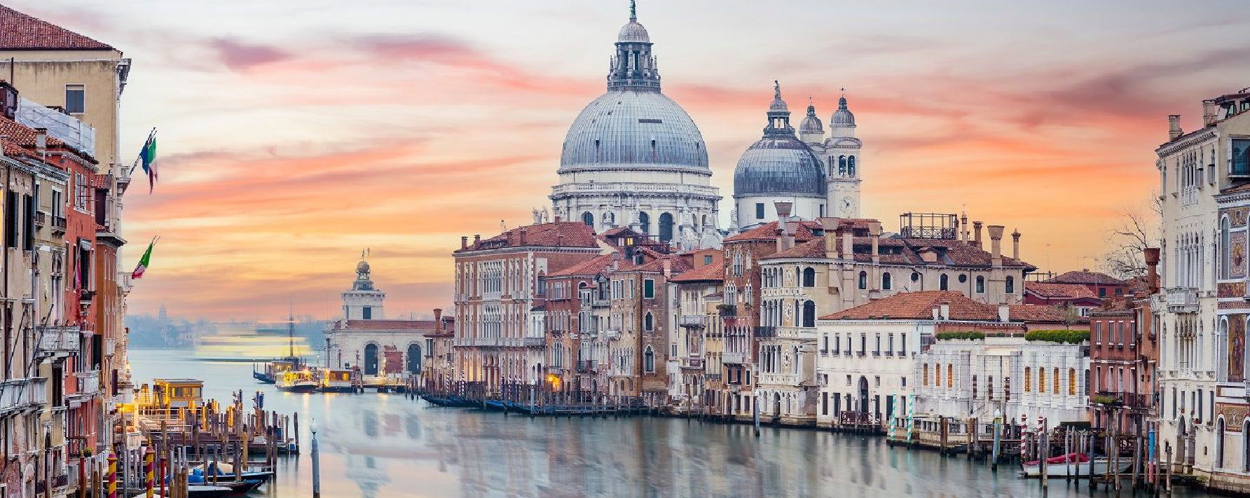 How to Capture The Magic of Venice in Your Home