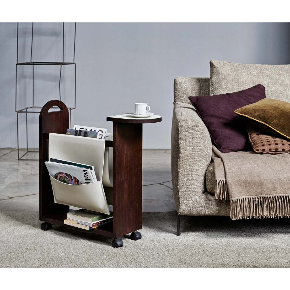 Wheeled Wooden Magazine Rack | Oroa.com