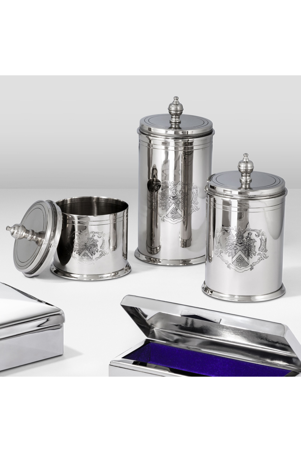 Biscuit Box (Set of 3) | Eichholtz Gaston | Oroa.com