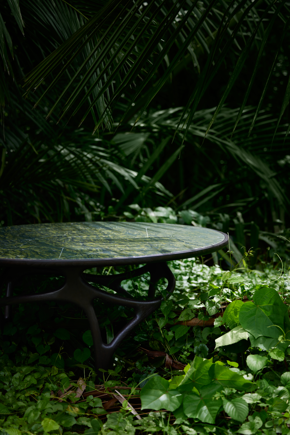 Sinuous Base Dining Table | Morpho By Tomorrowland Cena | Oroa.com