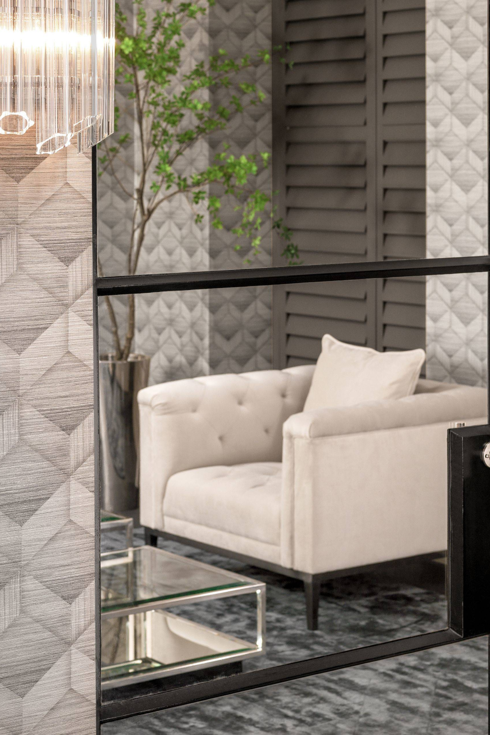 Gray Modern Chesterfield Chair | Eichholtz Cesare | Oroatrade.com