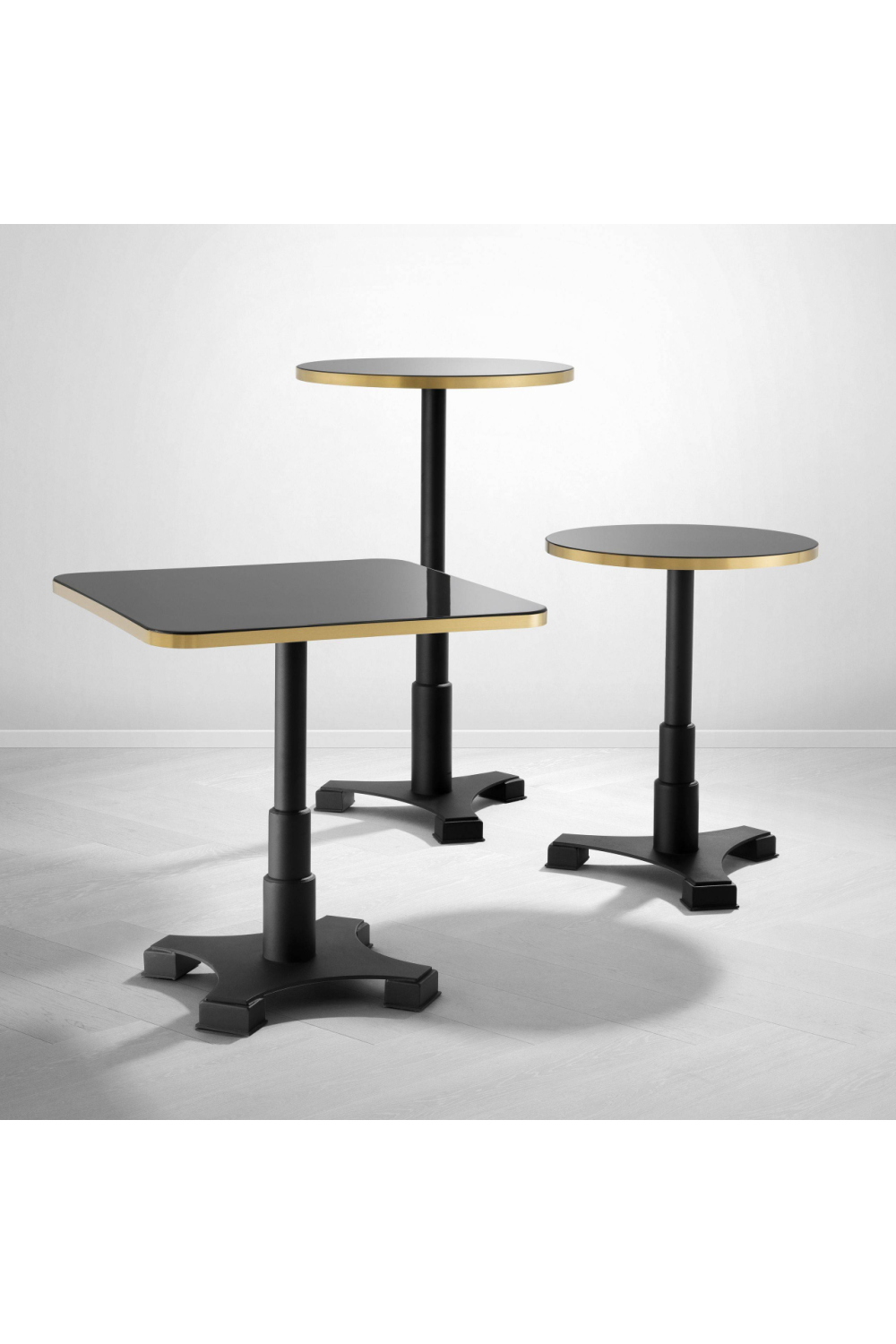 Square Dining Table | Eichholtz Avoria | Oroa.com