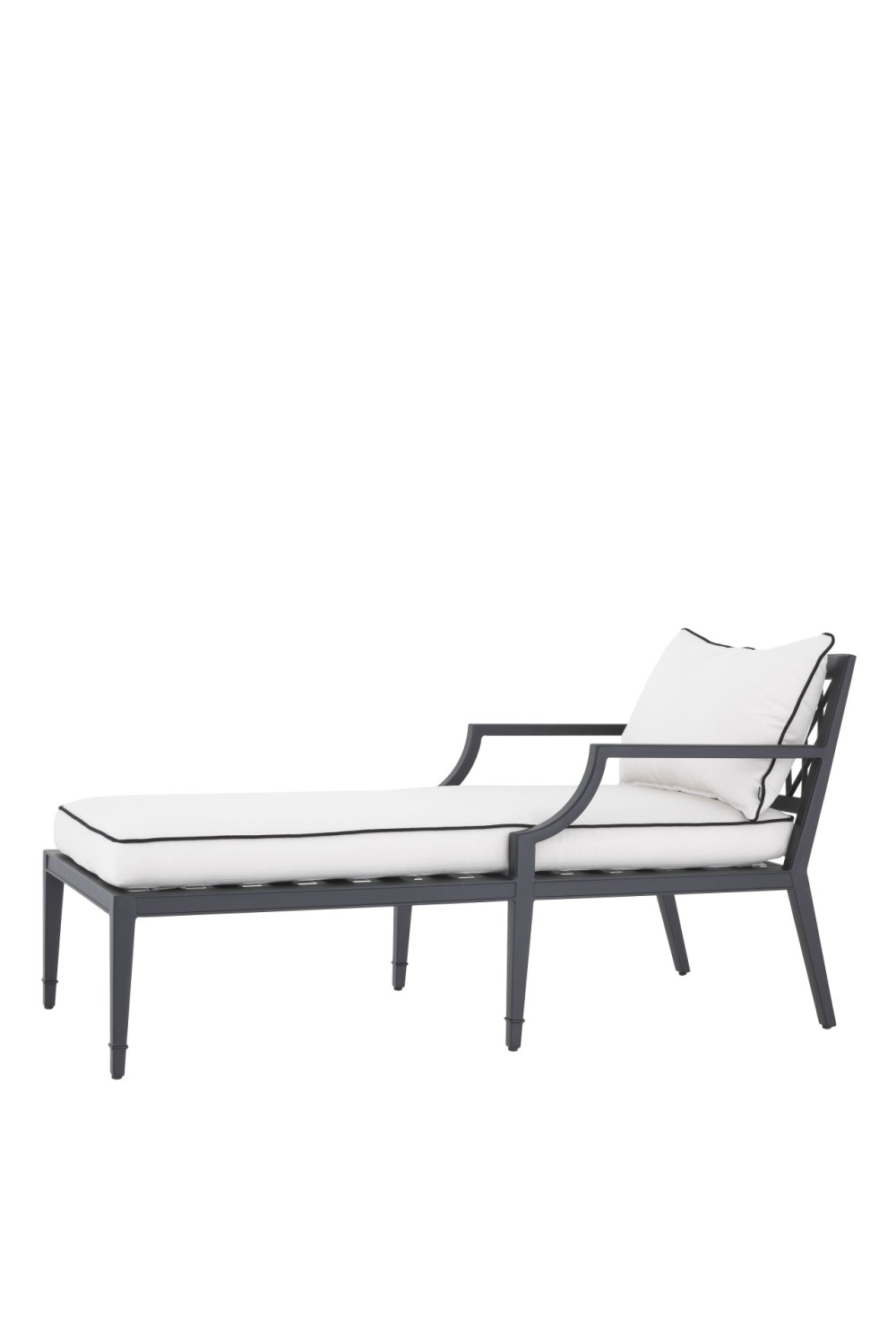 Outdoor Chaise Lounge Chair | Eichholtz Bella Vista | Oroa.com