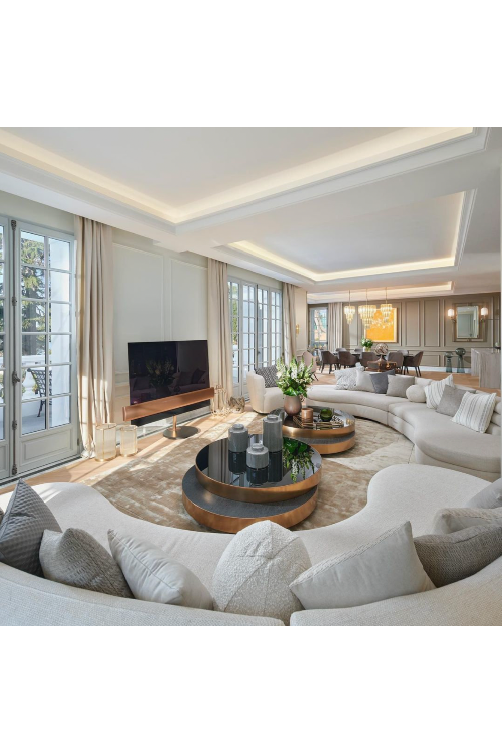 Brass Stacked Coffee Table | Eichholtz Griffith | Oroa.com