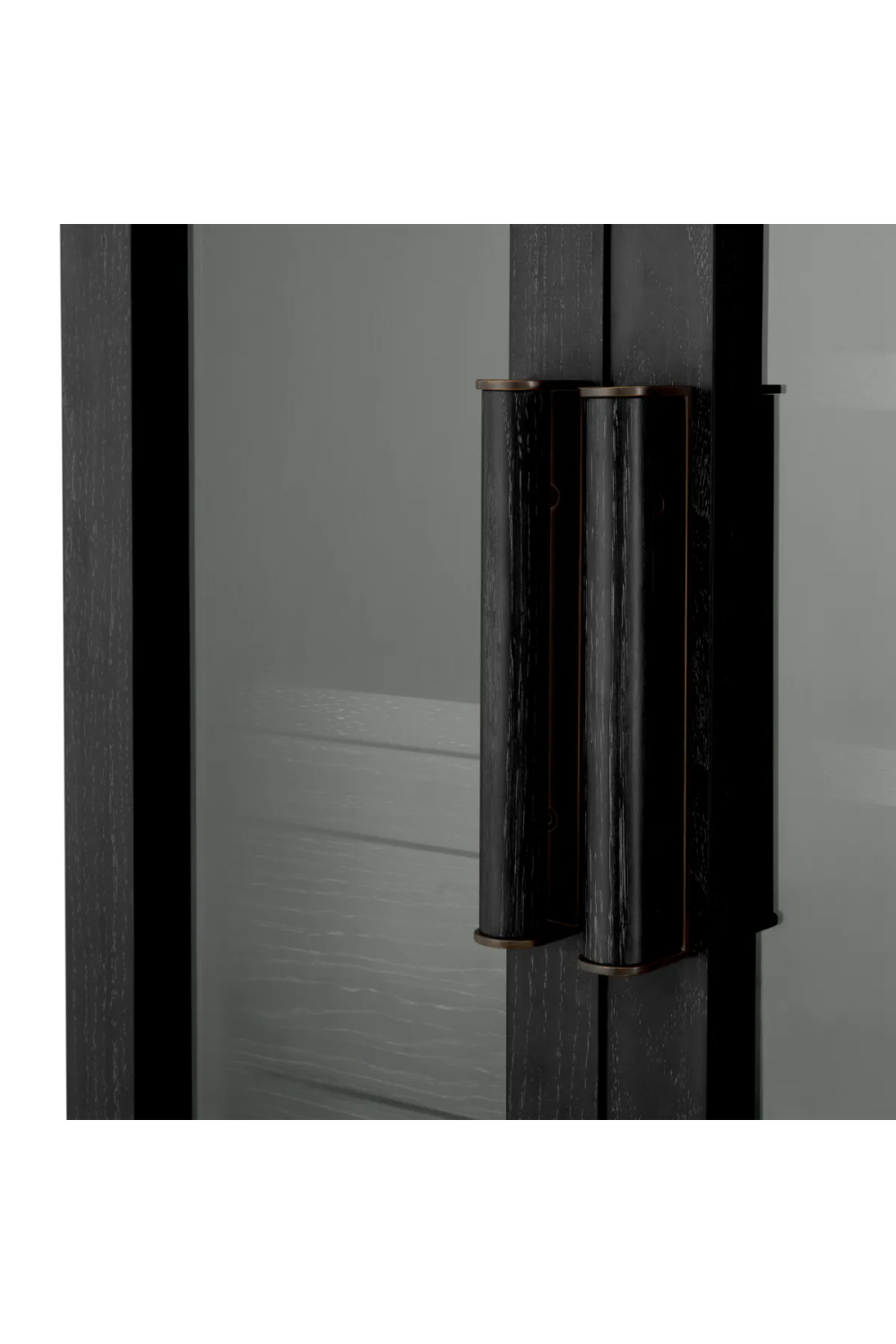 Oak Bar Cabinet | Eichholtz Connaught | Oroa.com