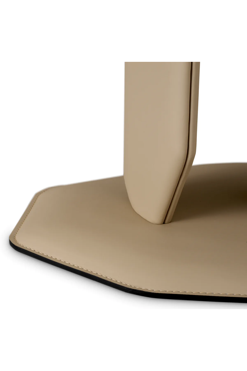 Light Brown Leather Side Table | Eichholtz Maurizio | Oroa.com
