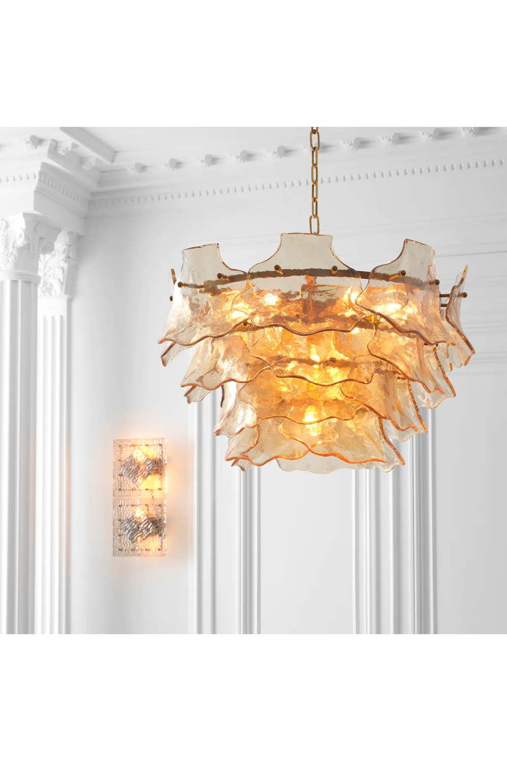 Champagne-Colored Glass Chandelier | Eichholtz Clarendon | Oroa.com