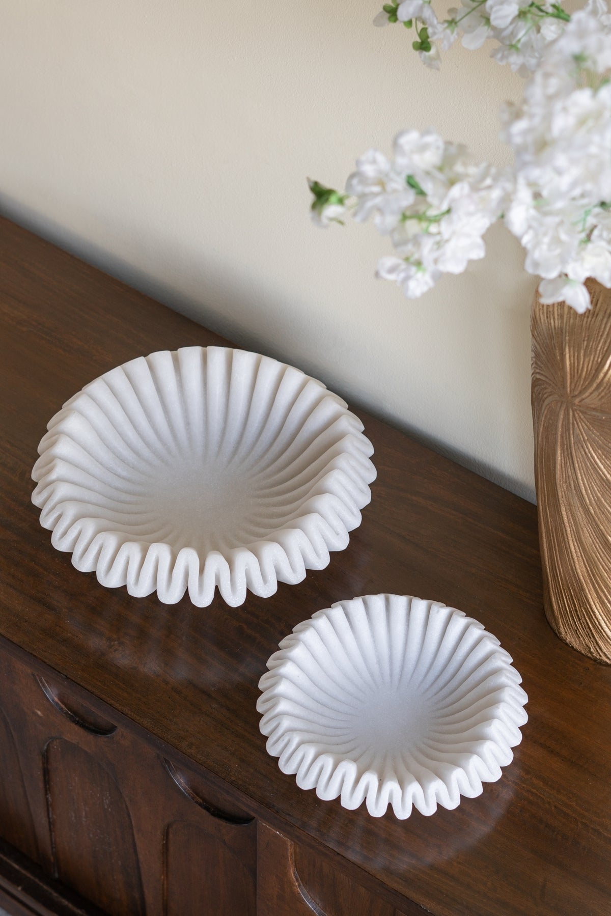 Wavy Sand bowl - White Finish