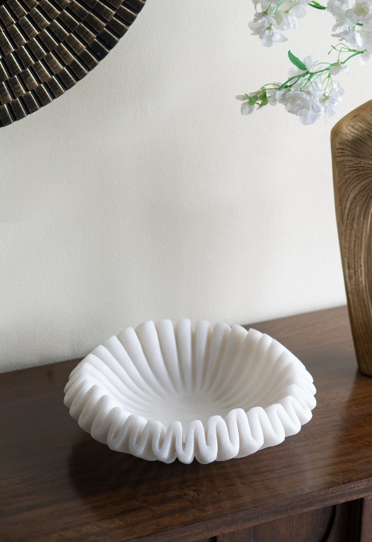 Wavy Sand bowl - White Finish