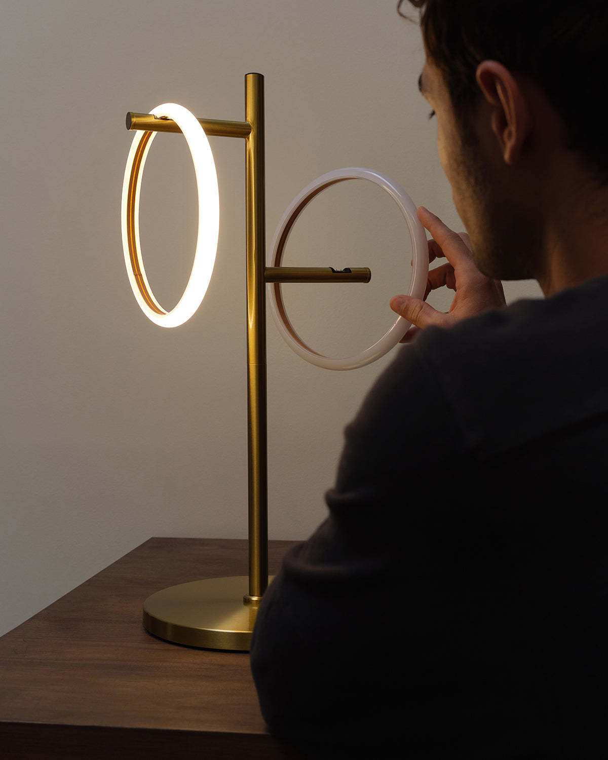 Saturn Desk Lamp - OROA
