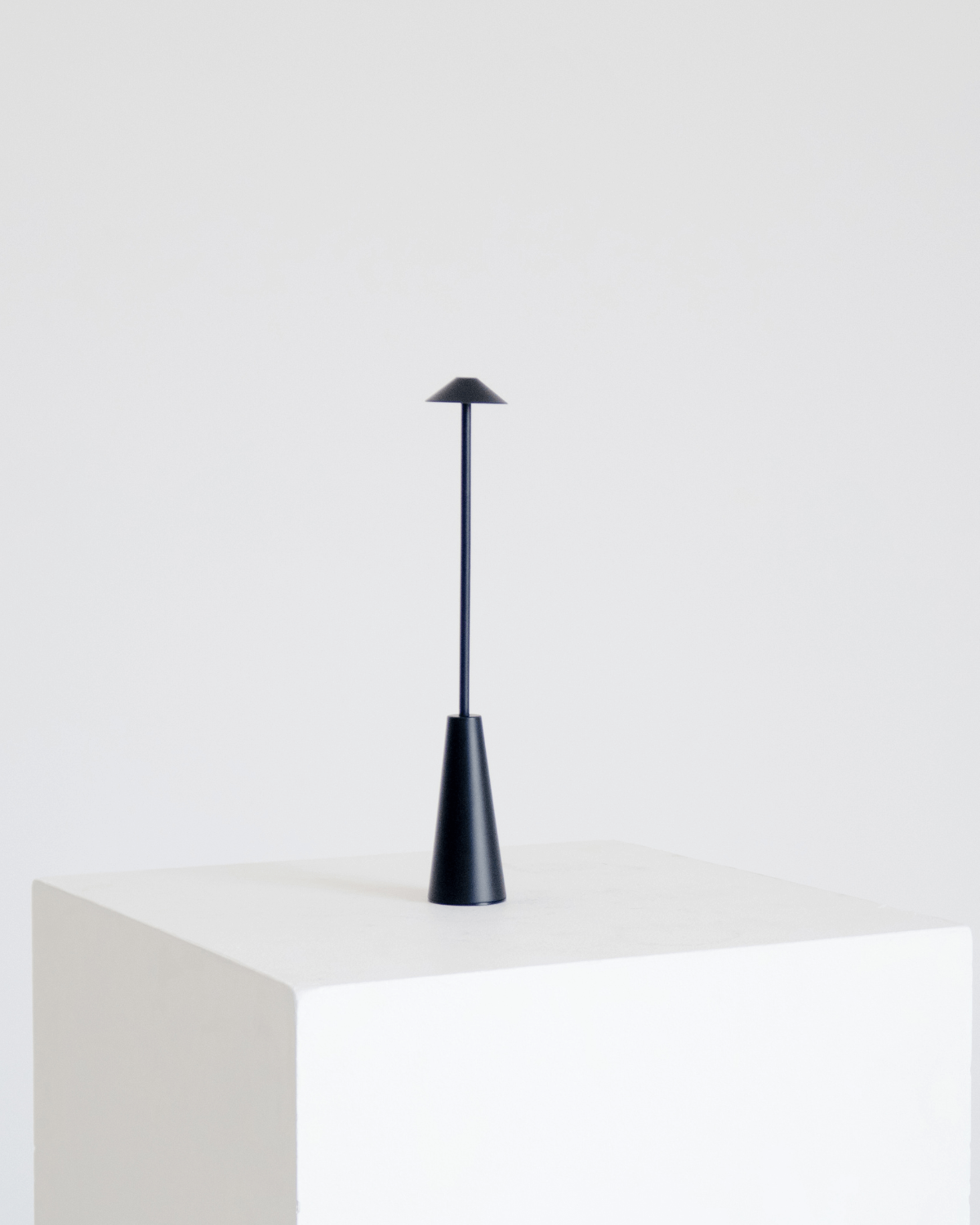 Enoki Portable Table Lamp - OROA