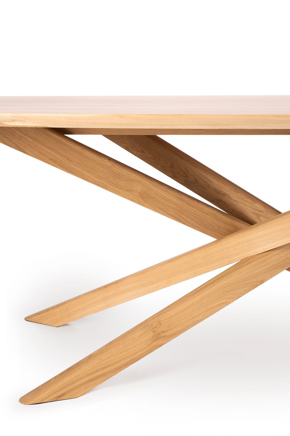Oval Oak Dining Table | Ethnicraft Mikado | Oroa.com
