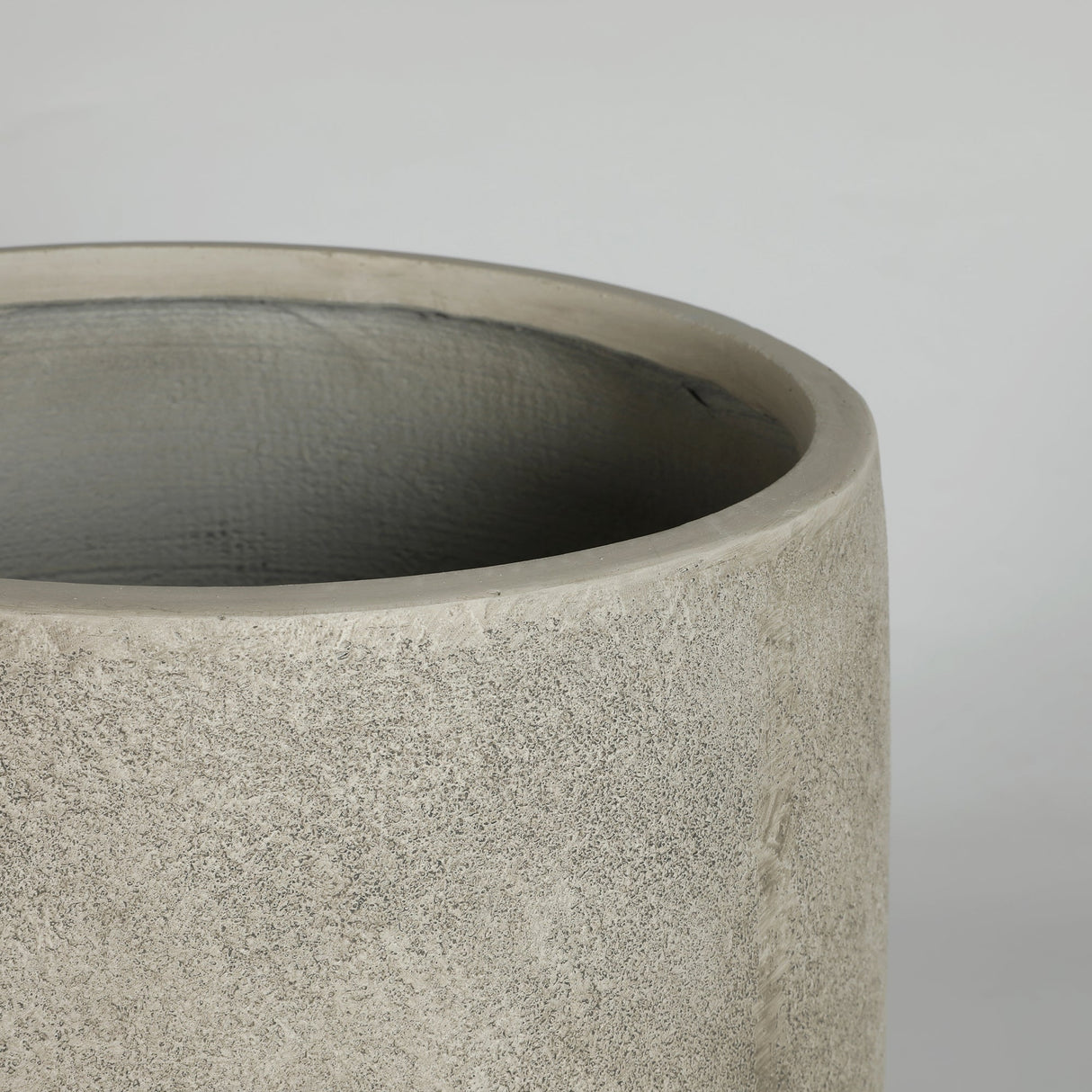 Round Concrete Planter (S/2) - Antique Grey