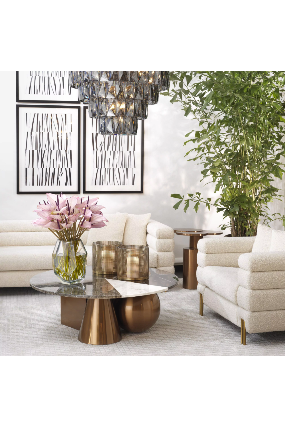 Modern Art Deco Lounge Chair | Eichholtz York | Oroa.com