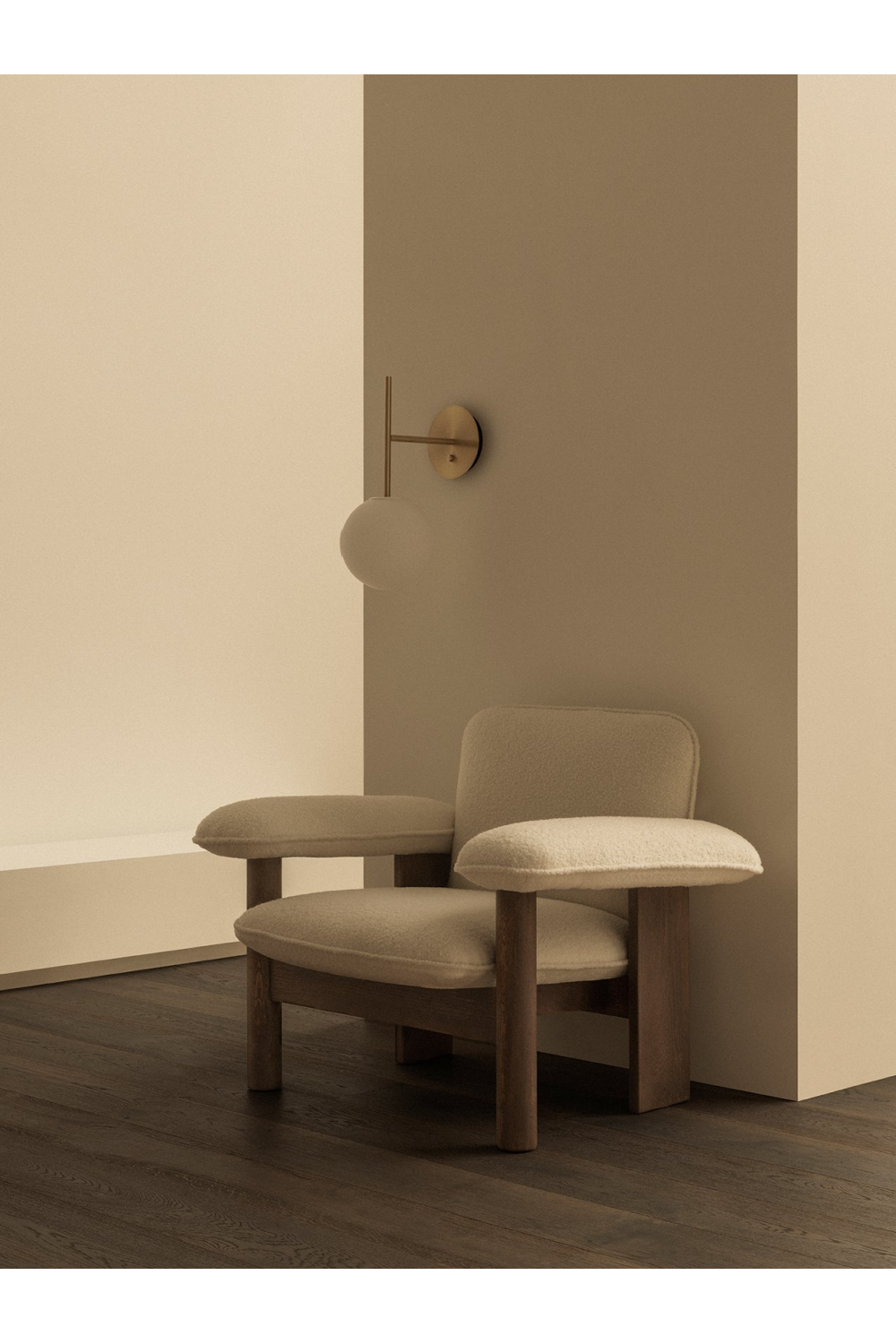 Upholstered Lounge Armchair | Oroa.com