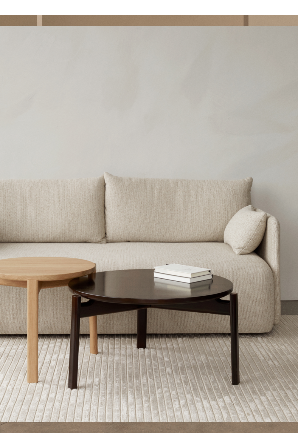 Round Wooden Lounge Table | Audo Copenhagen Passage | Oroa.com