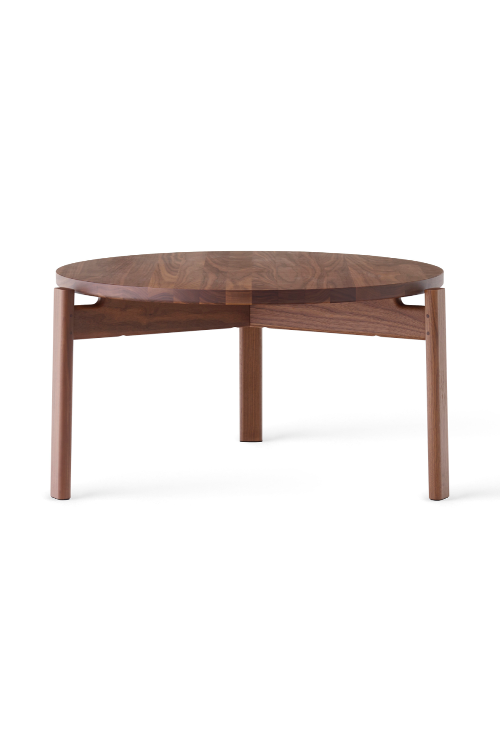 Round Wooden Lounge Table | Audo Copenhagen Passage | Oroa.com