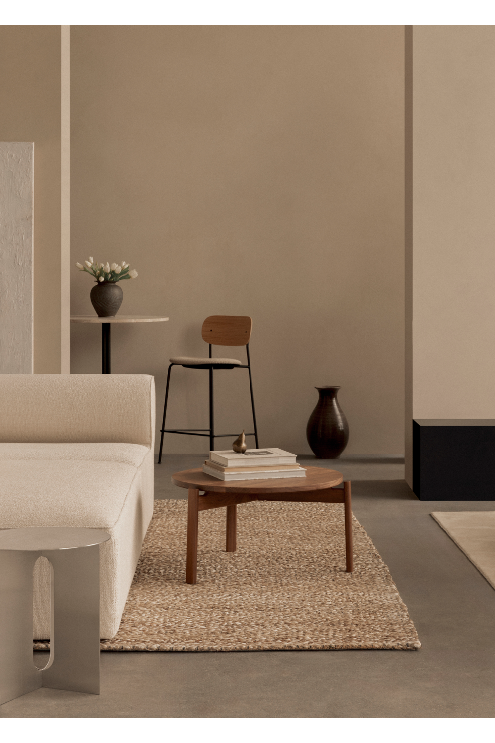 Round Wooden Lounge Table | Audo Copenhagen Passage | Oroa.com