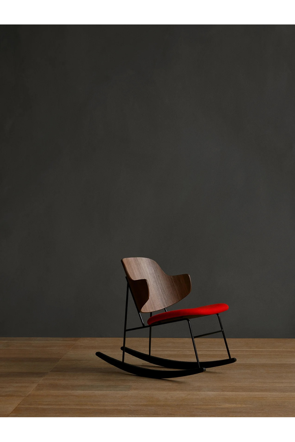 Wooden Rocking Chair | Audo Copenhagen The Penguin | Oroa.com
