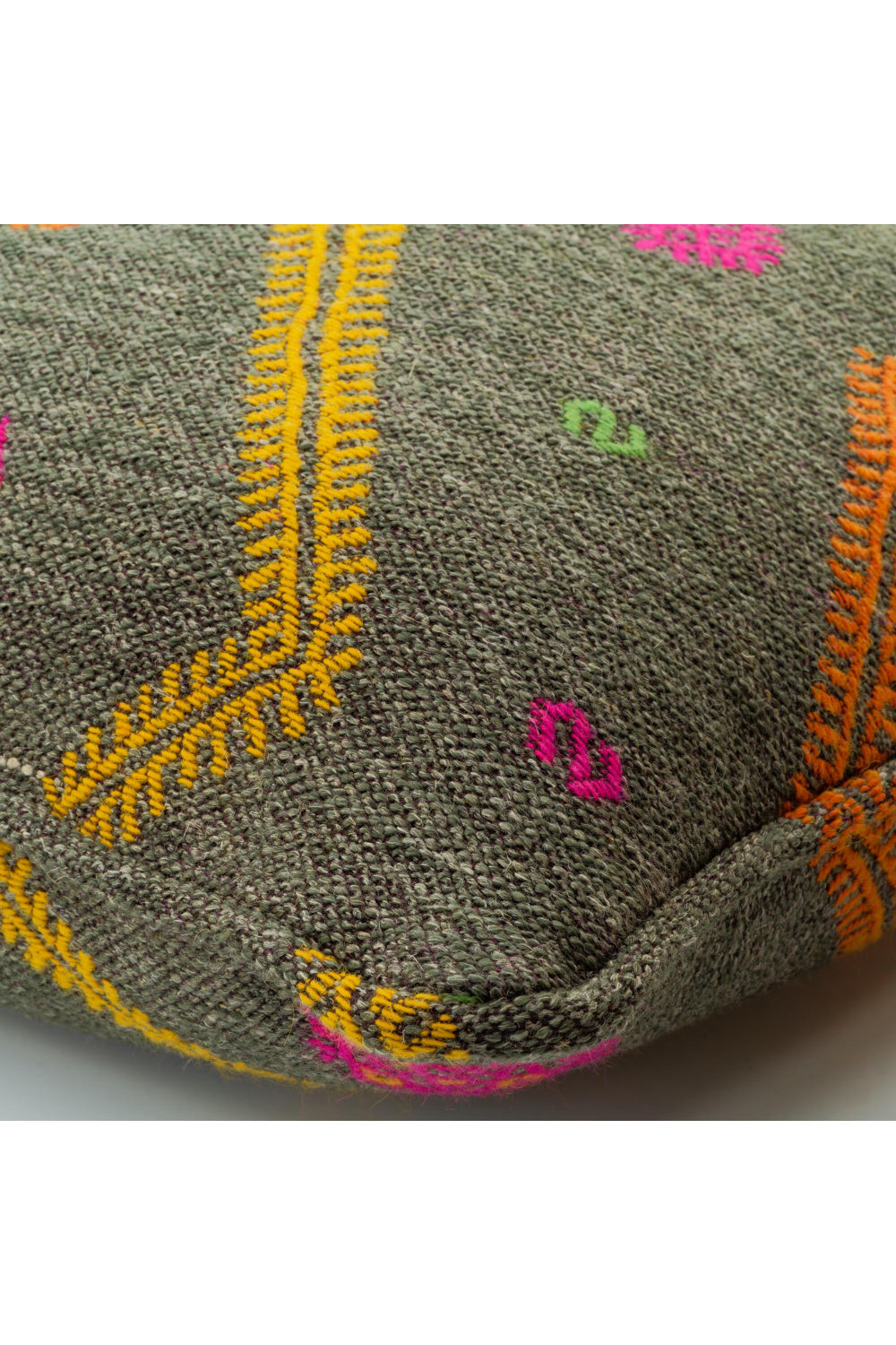 Striking Patterned Cushion | Oroa.com