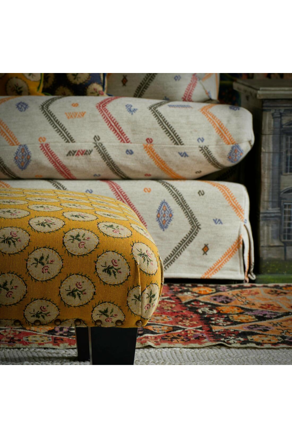 Floral Medallion Woven Cushion | Oroa.com