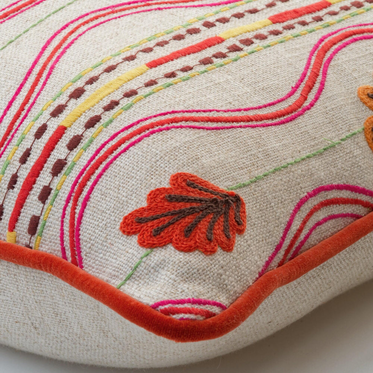 Embroidered Oak Leaves Cushion | Oroa.com
