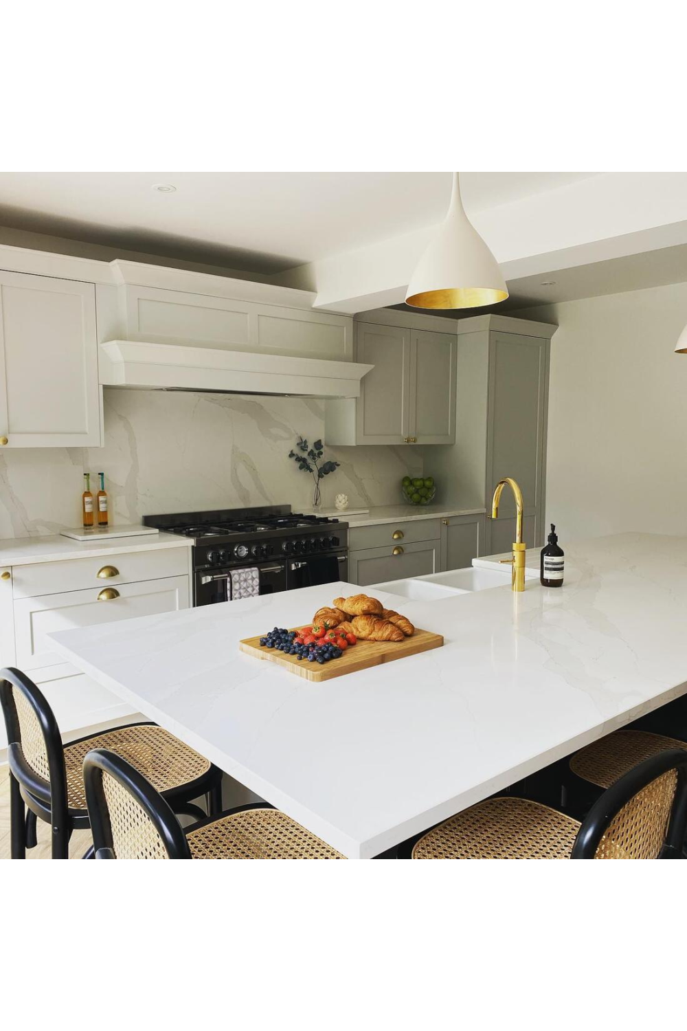 Gold Interior Pendant Lamp | Andrew Martin Agnes | Oroa.com