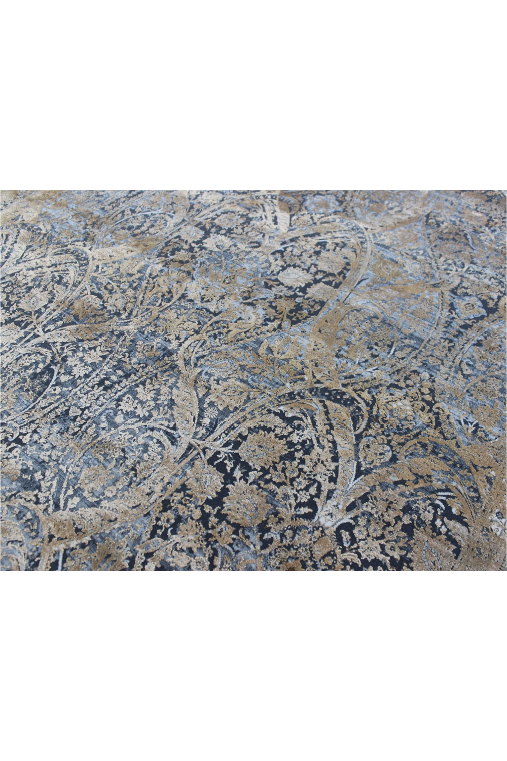 Gold Toned Persian Rug | Andrew Martin Kiana | Oroa.com