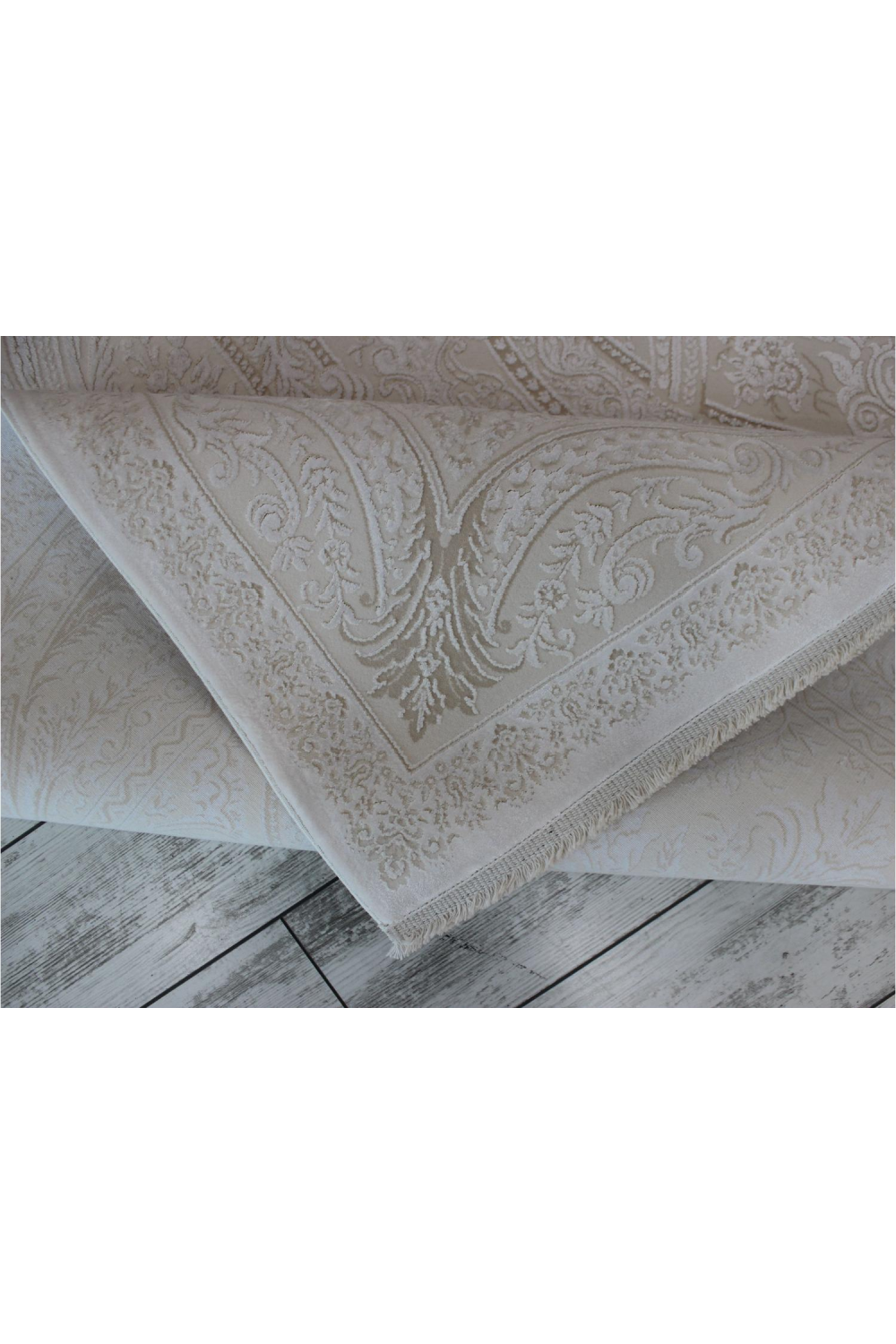 Woven Persian Rug | Andrew Martin Avalee | Oroa.com