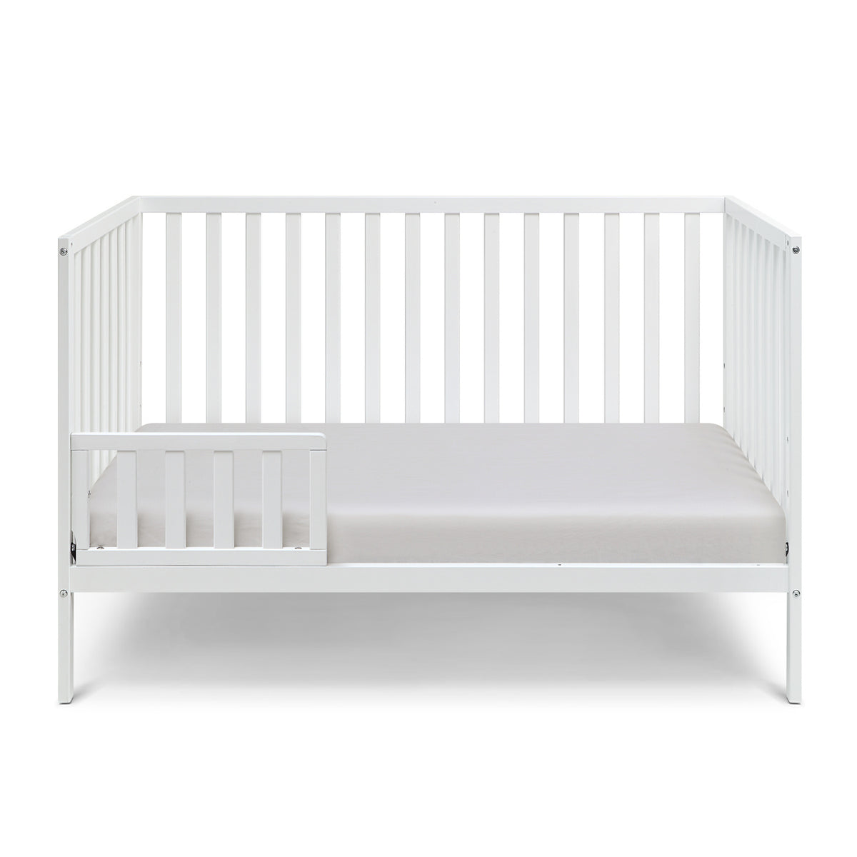 White Palmer 3-in-1 Convertible Island Crib | OROA Kids
