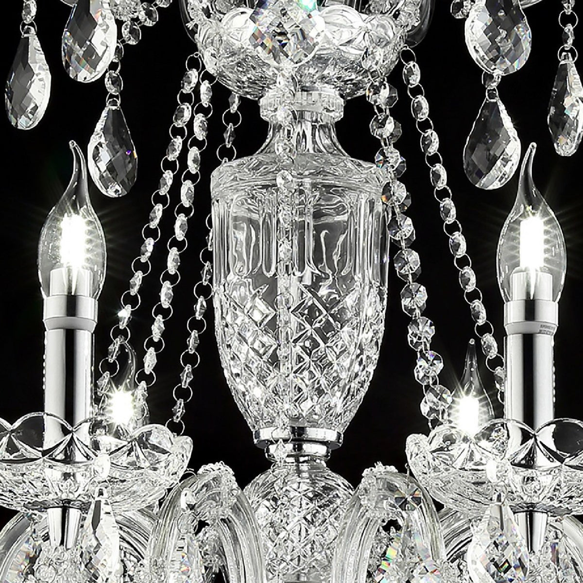Silver Crystal 8-Led Light Chandelier | OROA