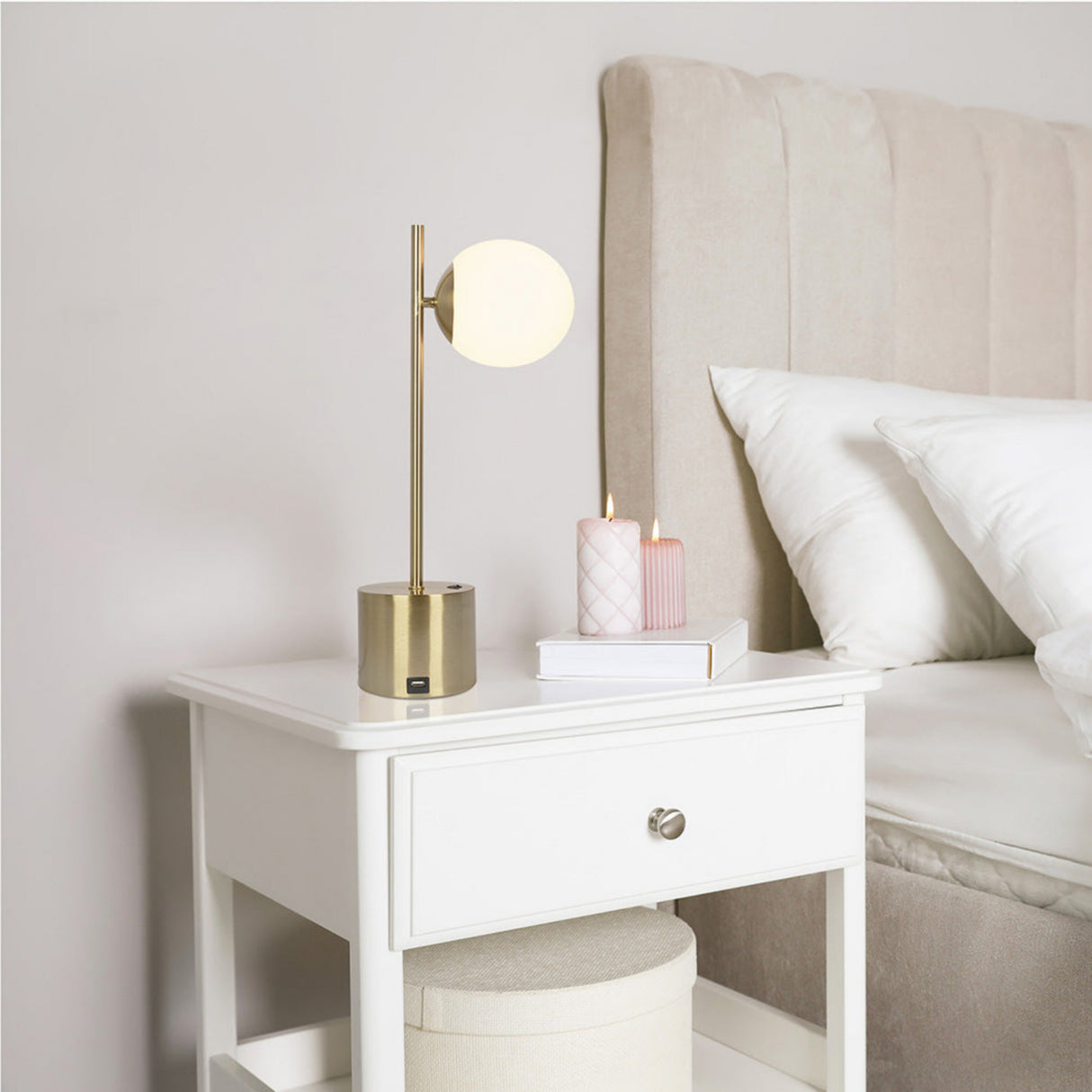 Ethereal Brass Metal Table Lamp | OROA