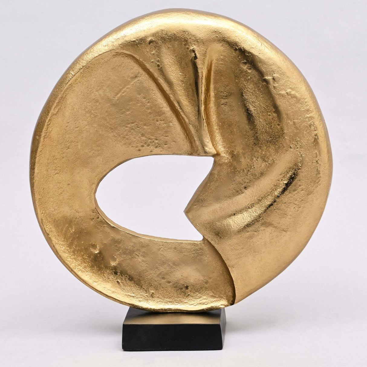 Gold Circular Flow Table Sculpture | OROA
