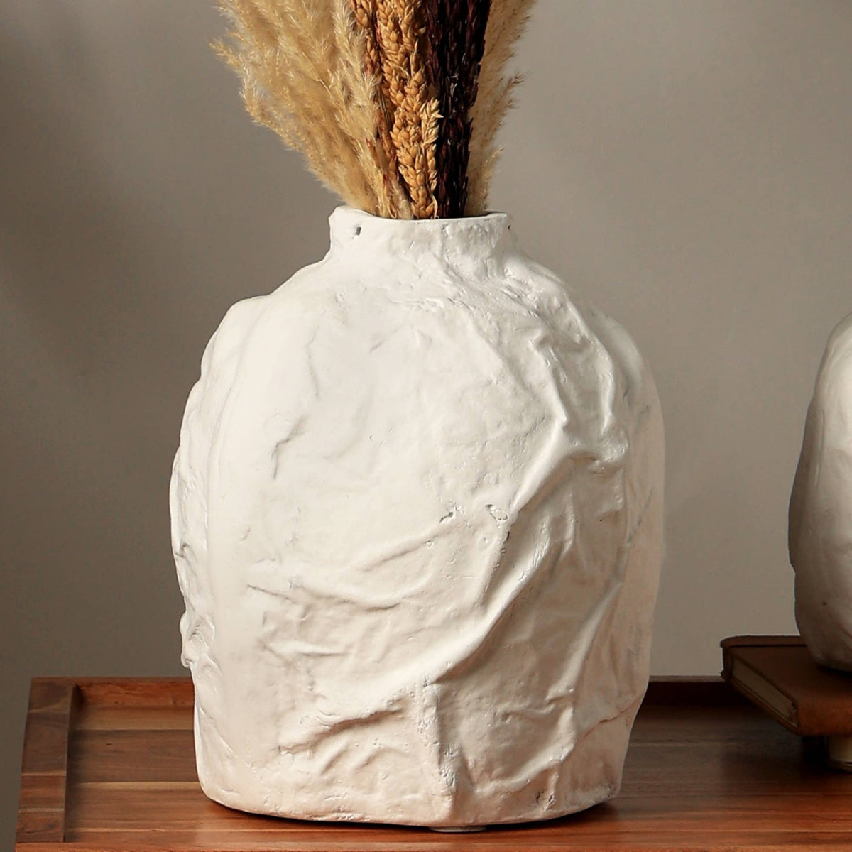 Handcrafted Ecomix Textured Flower Vase | OROA