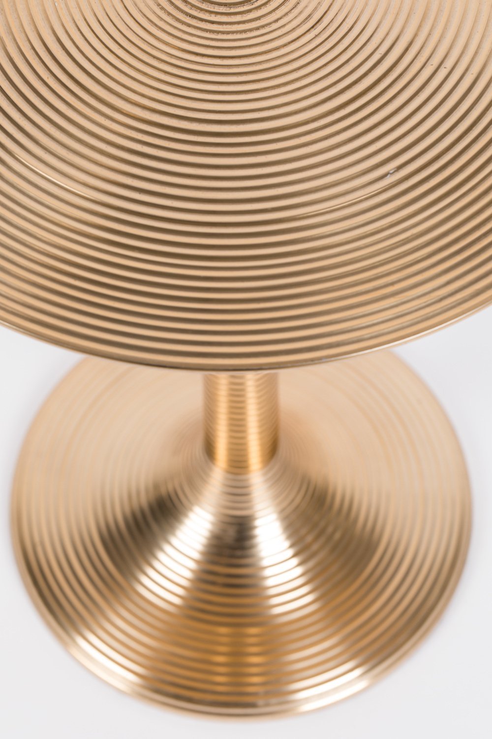 Round Pedestal Side Table | Bold Monkey Hypnotising | Oroa.com