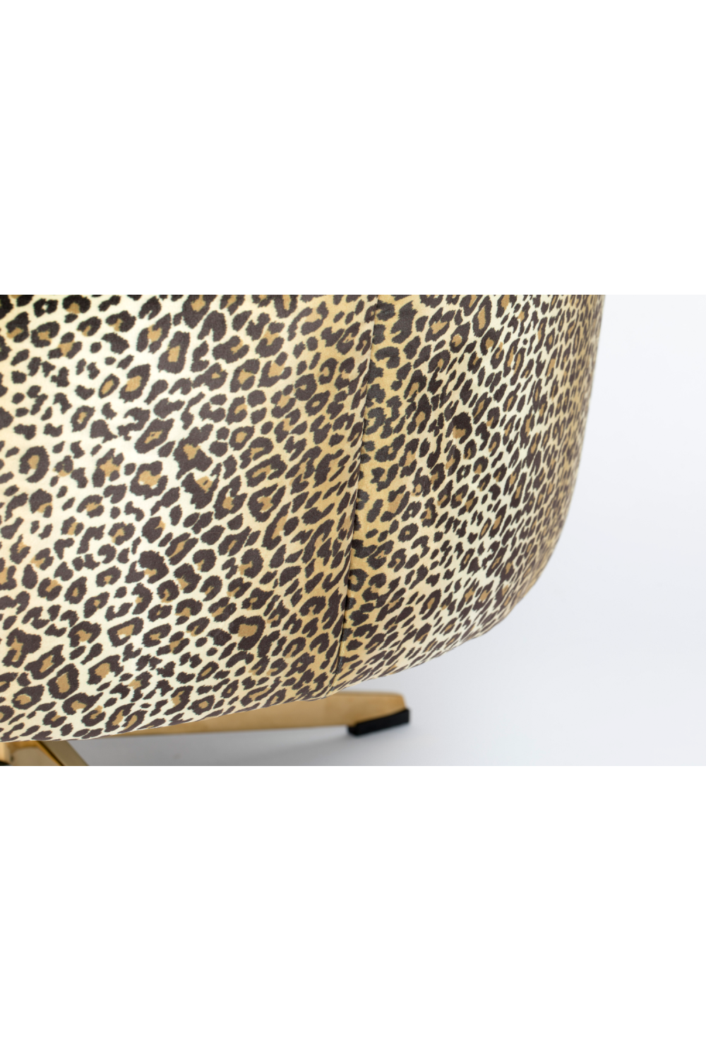 Animal Skin Swivel Lounge Chair | Oroa.com