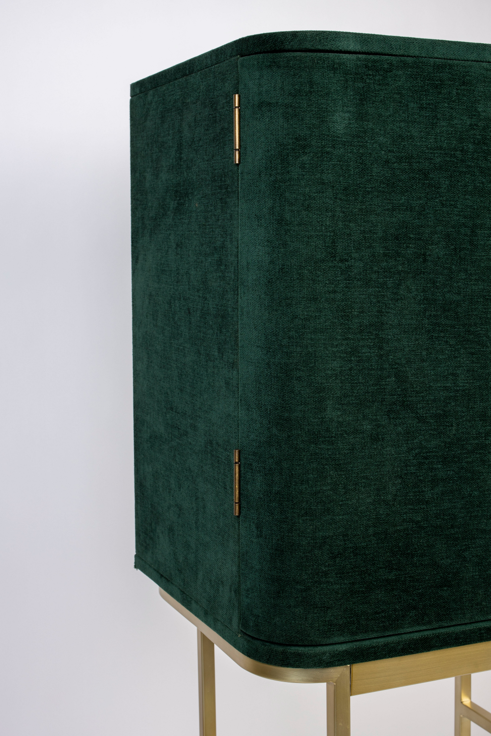 2-Door Mirrored Wine Cabinet | Oroa.com