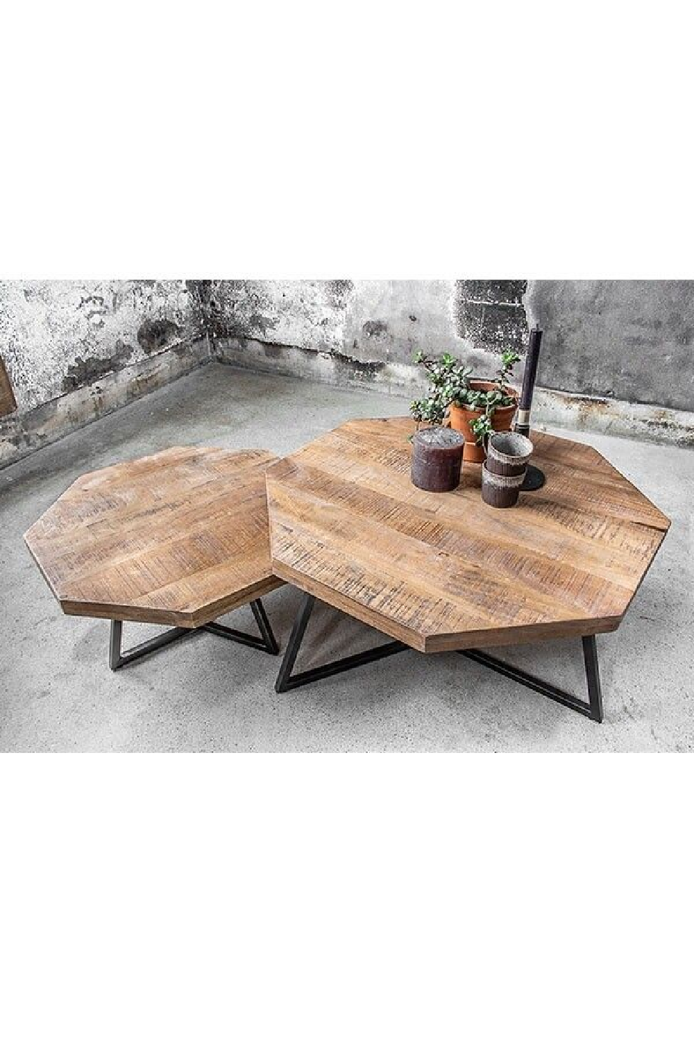 Nesting Coffee Table | Oroa.com