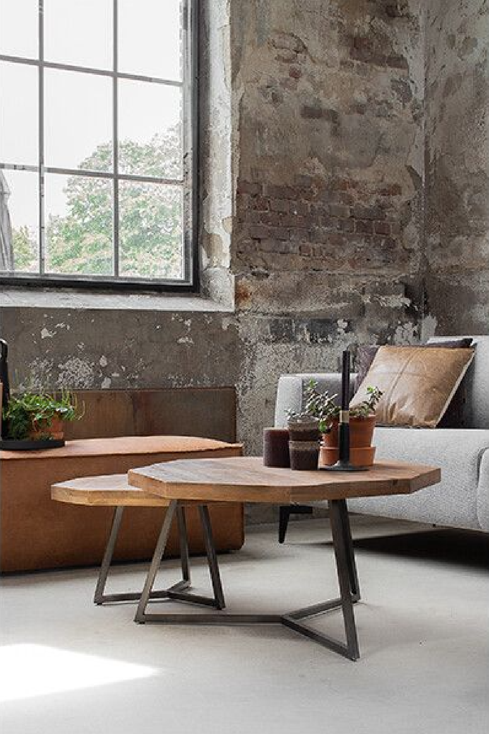 Nesting Coffee Table | Oroa.com