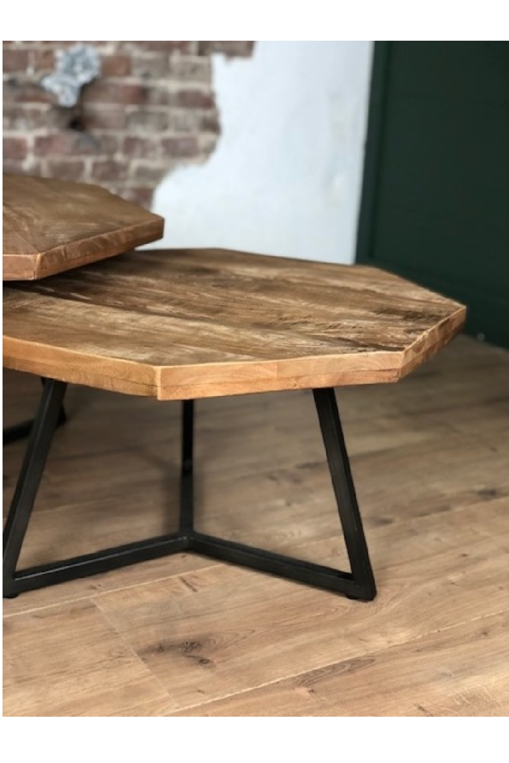Nesting Coffee Table | Oroa.com