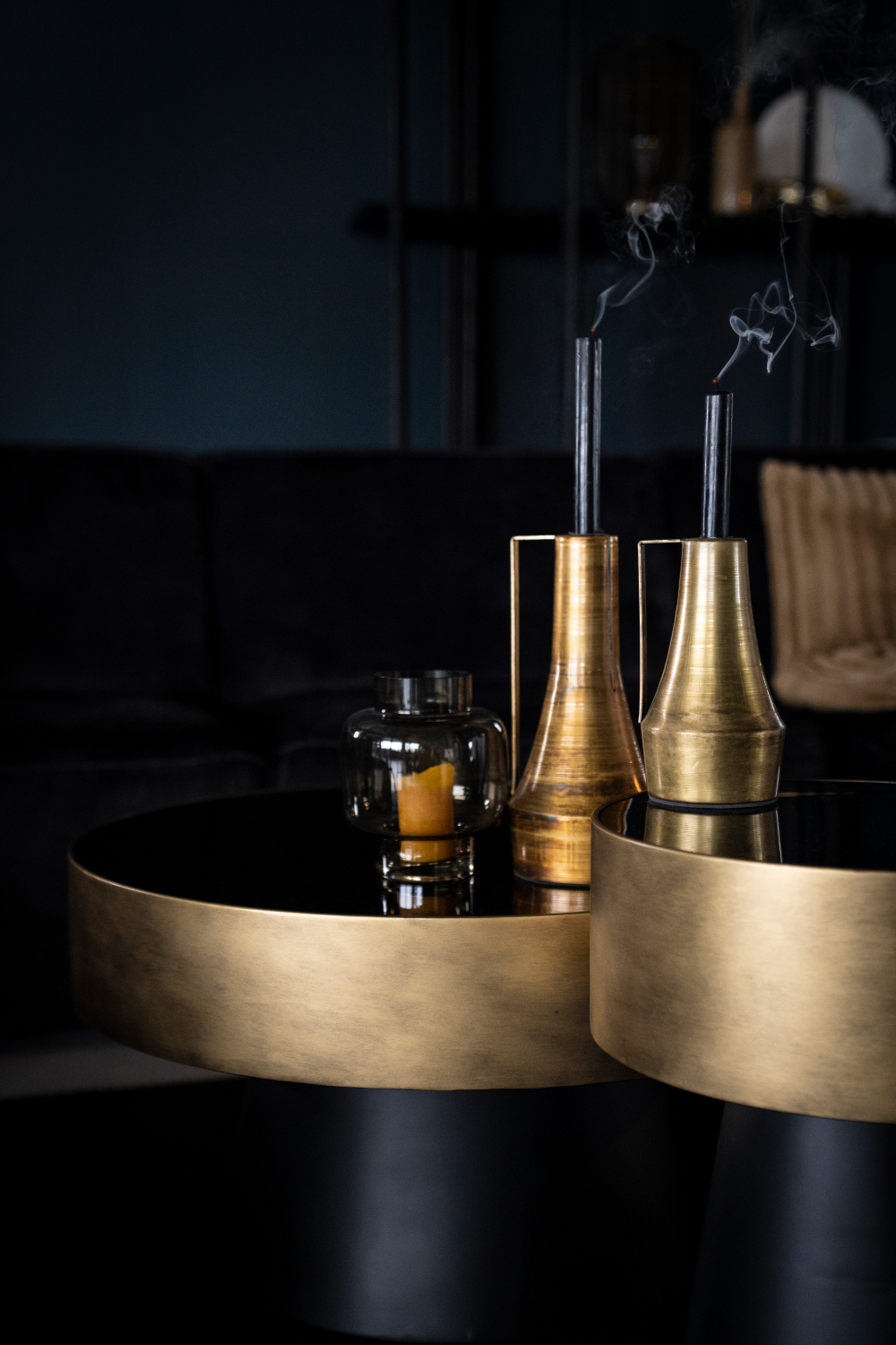 Contemporary Round Coffee Table | Oroa.com