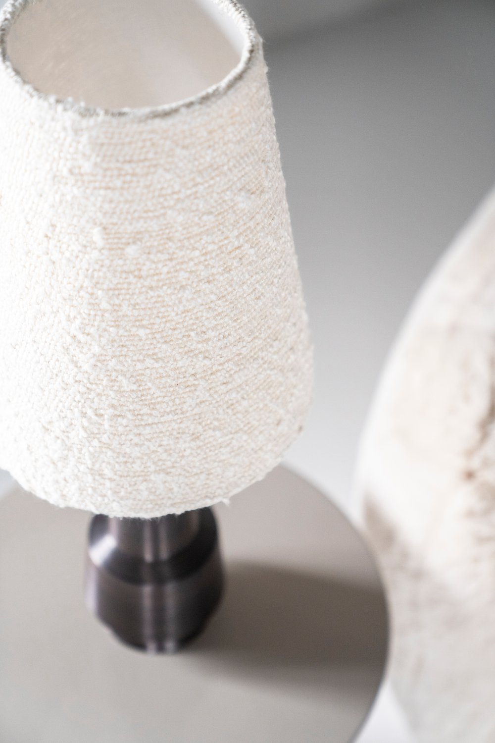 Minimalist Table Lamp | By-Boo Dawn | Oroa.com