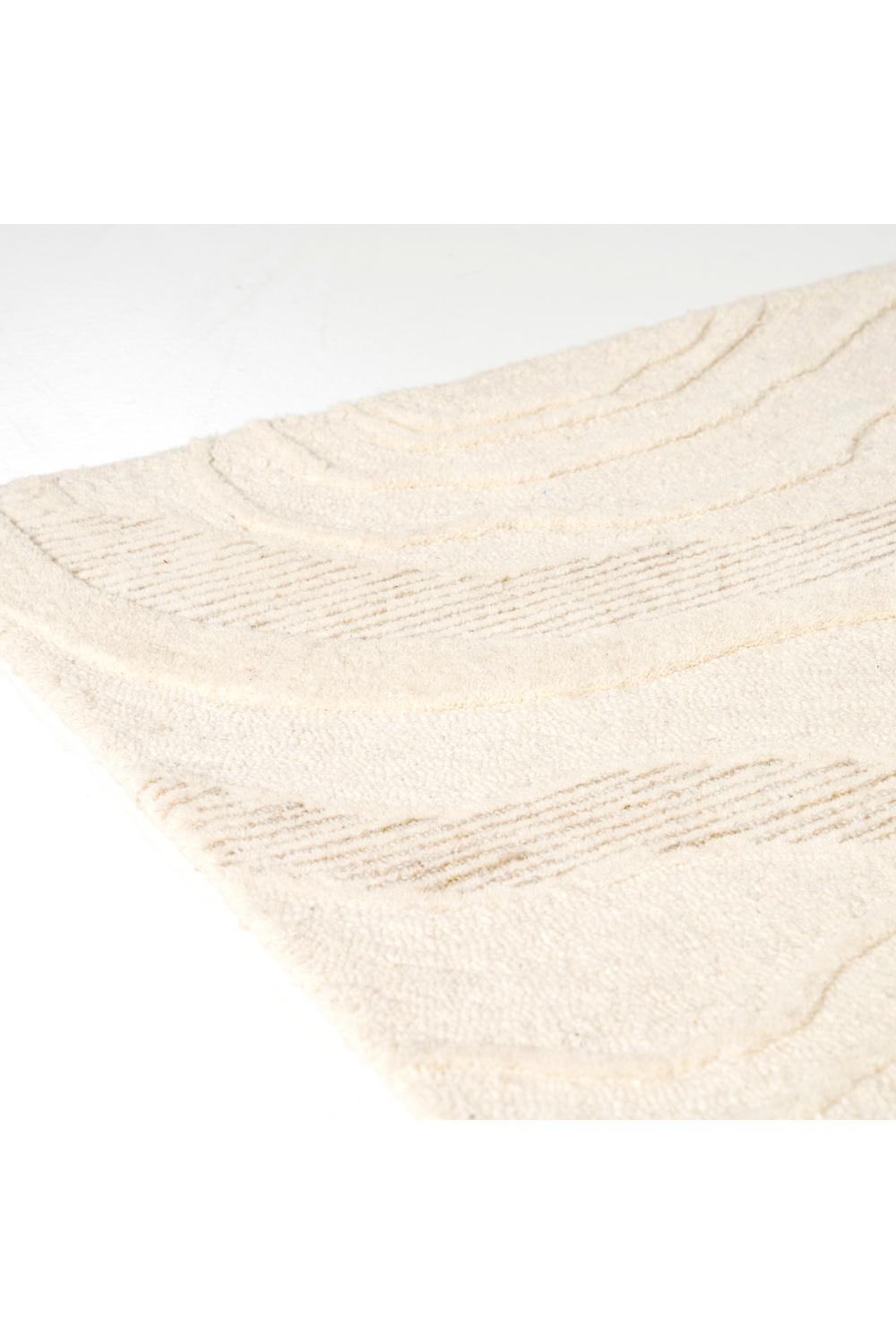 White Swirl Wool Carpet | Oroa.com