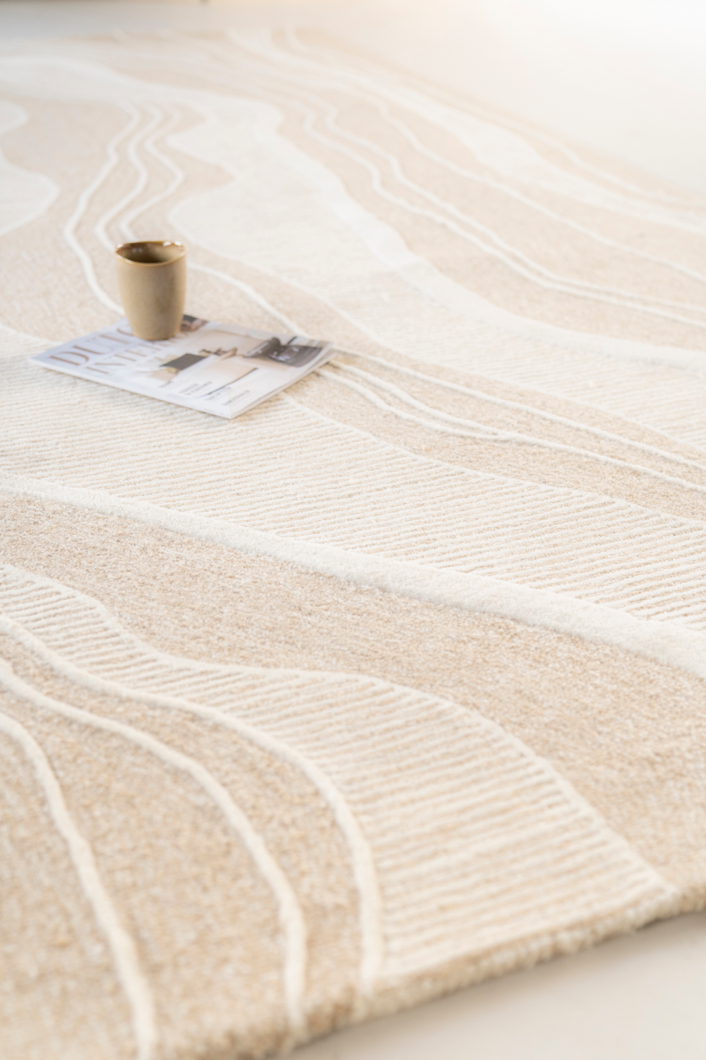 Beige Swirl Wool Rug | Oroa.com
