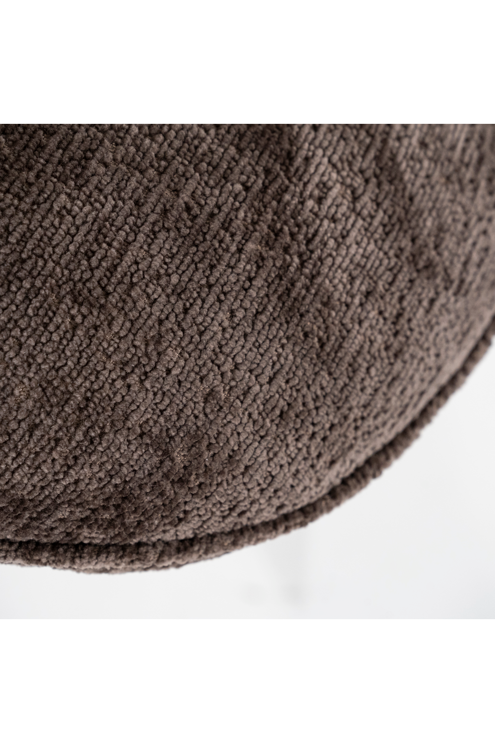 Modern Swivel Lounge Chair | By-Boo Derby | OROA.com