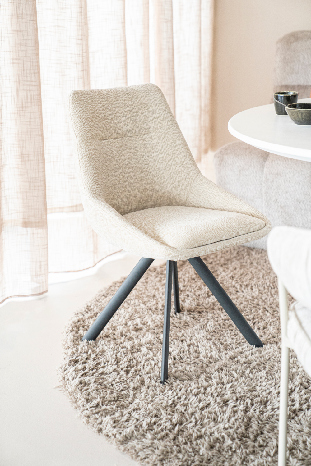 Upholstered Quadrapod Dining Chair (2) | Oroa.com