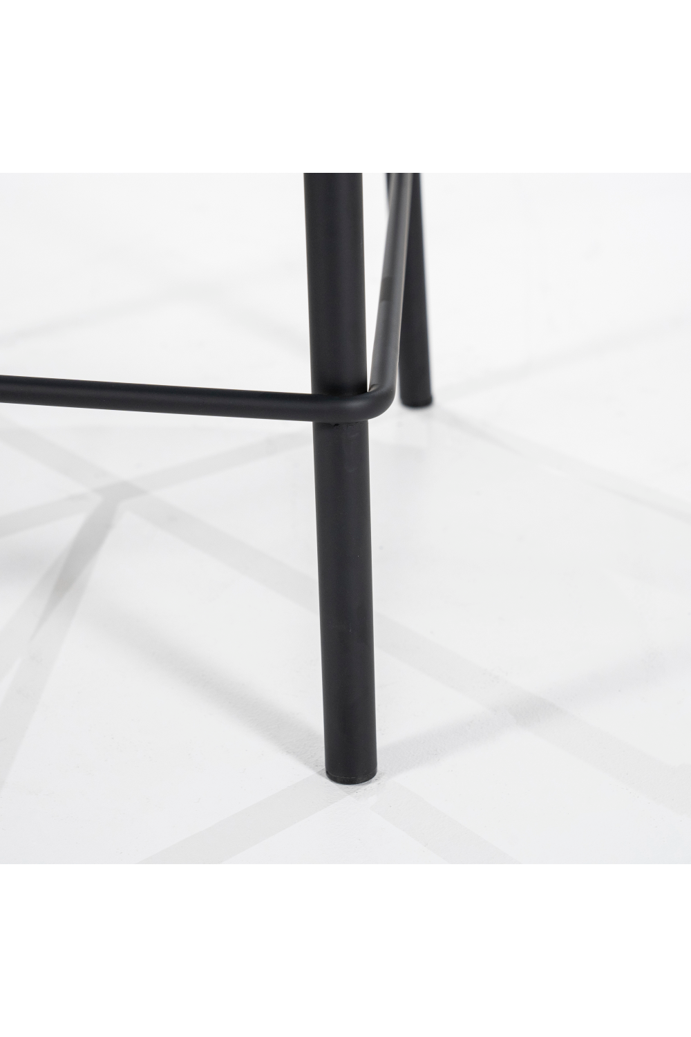 Modern Minimalist Bar Stools (2) | Oroa.com
