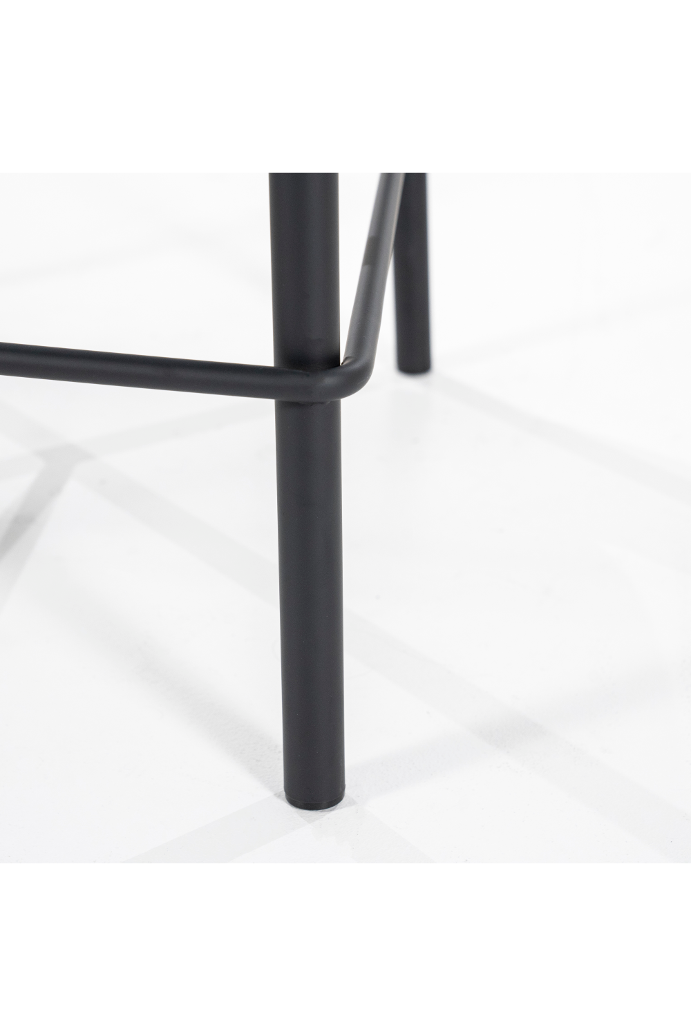 Modern Minimalist Bar Stools (2) | Oroa.com