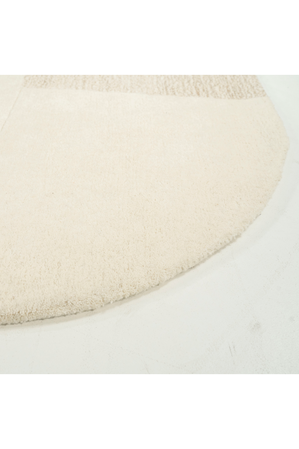 Geometrical Patterned Wool Carpet 6' x 9.5' | Oroa.com