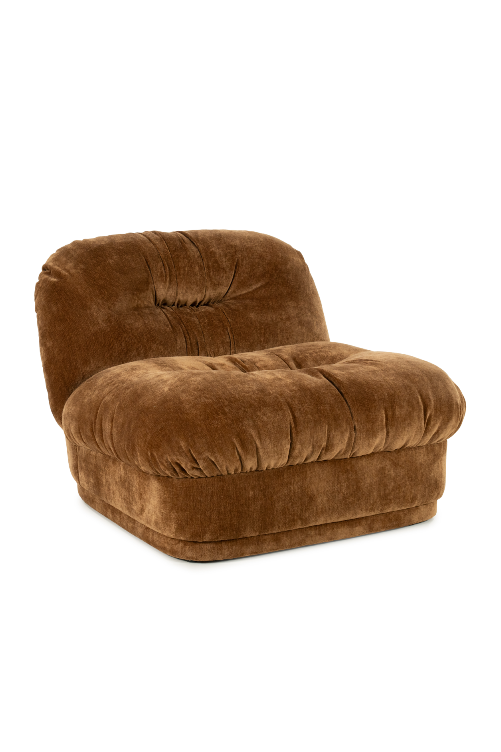 Fully-Upholstered Wrinkled Lounge Chair | Oroa.com